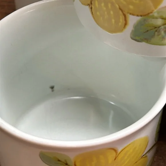 Vintage 1973 Royal Doulton Lambeth Stoneware Summer Days Pattern Set Of 8 Mugs - Picture 4 of 14